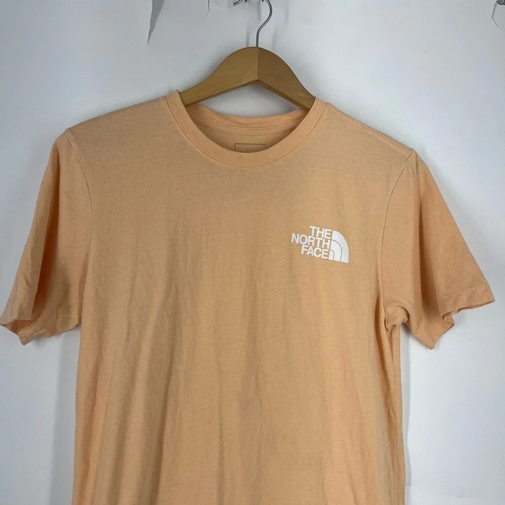 The North Face Mens Peach Graphic Short Sleeve T-Shirt Blue Box Logo Size‎ S